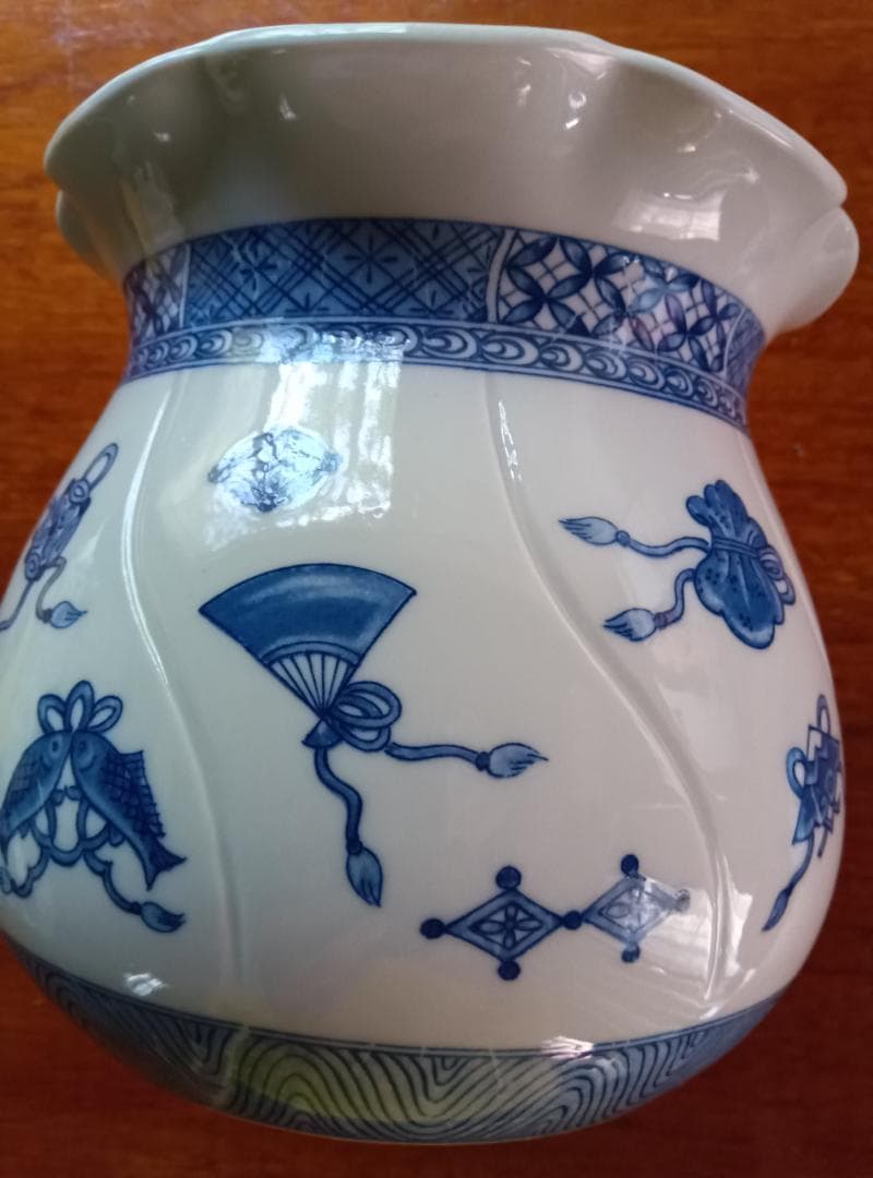 寿がきや焼き物 水指