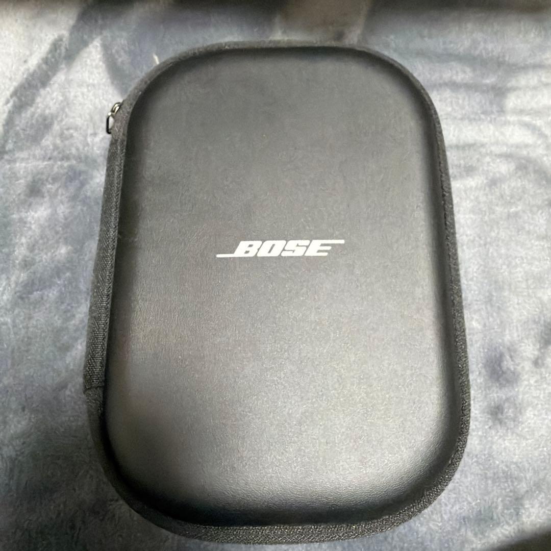 Bose ワイヤレスヘッドホン 専用ケース付き