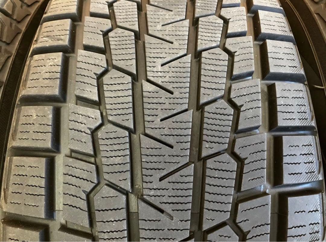 ヨコハマスタッドレス美品ベンツGLC GLK 用2023年タイヤ送料込み