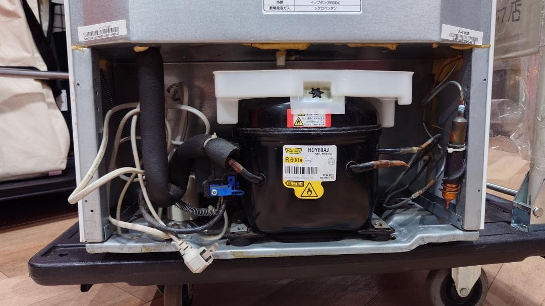 ◆Haier（ハイアール）ノンフロン１００ℓ冷凍庫JF-NU100B