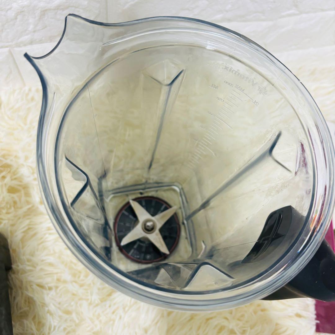 Vitamix TNC5200 VM0111 バイタミックス ミキサー ジューサ