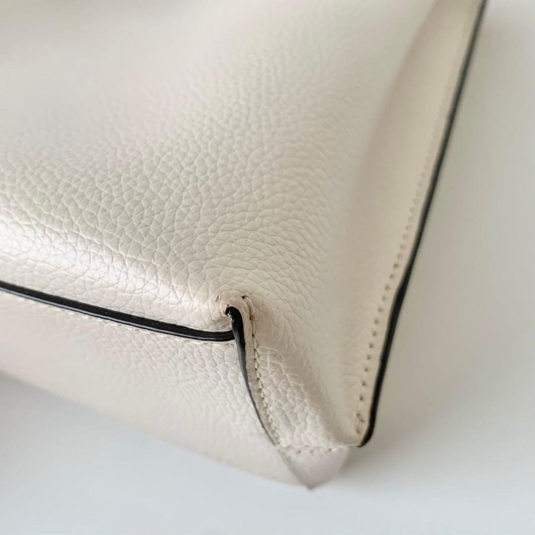 【COACH】コーチ　モリー　バケットバッグ　アイボリー　ホワイト　2way