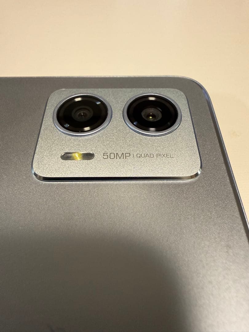 Motorola 50MPクアッドピクセルスマートフォン