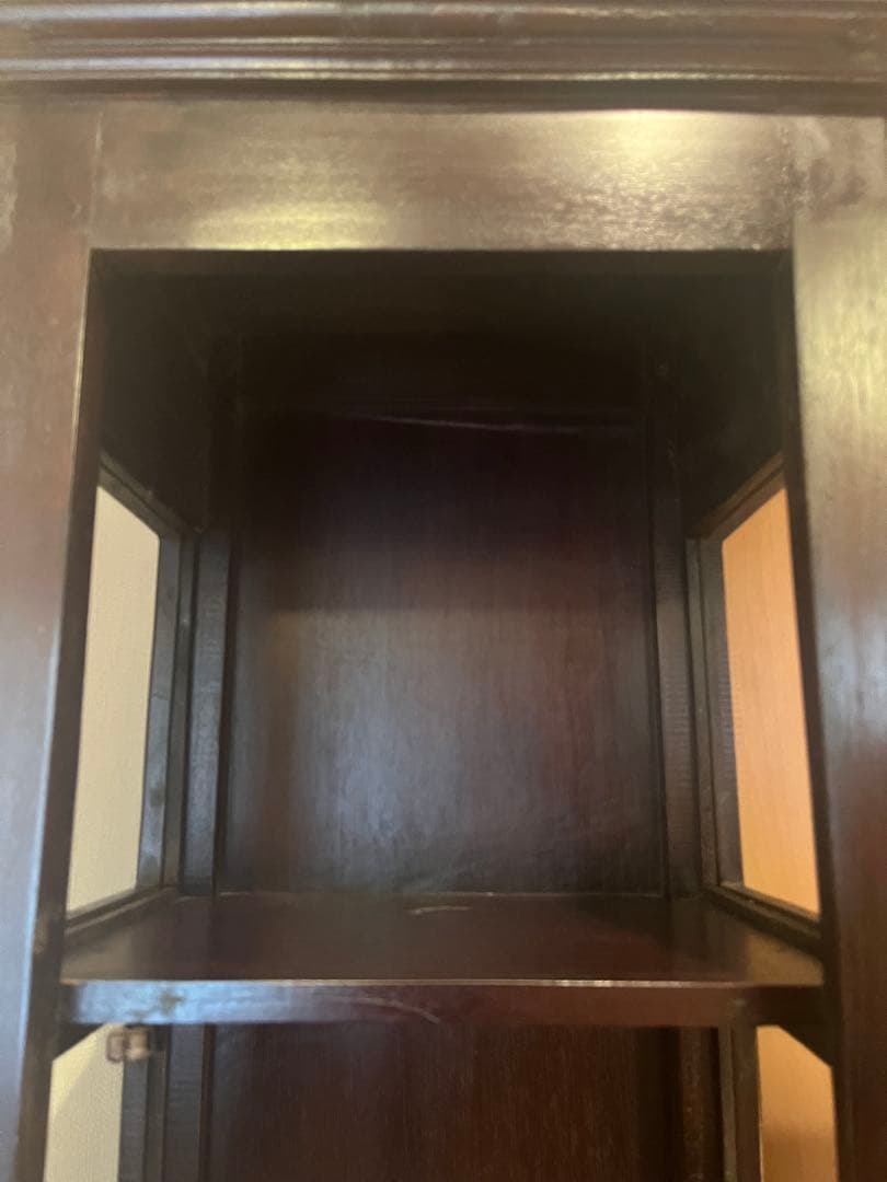 木製ガラス扉付キャビネット 本棚　アジアン家具　キャビネット