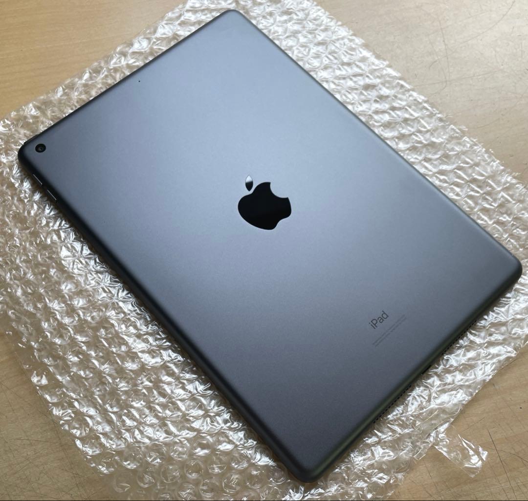 iPad 第8世代　A2270 Wi-Fiモデル　スペースグレイ　32GB