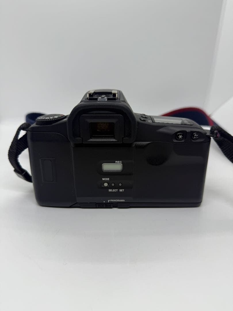 Canon EOS kiss iii レンズ付き　フィルムカメラ