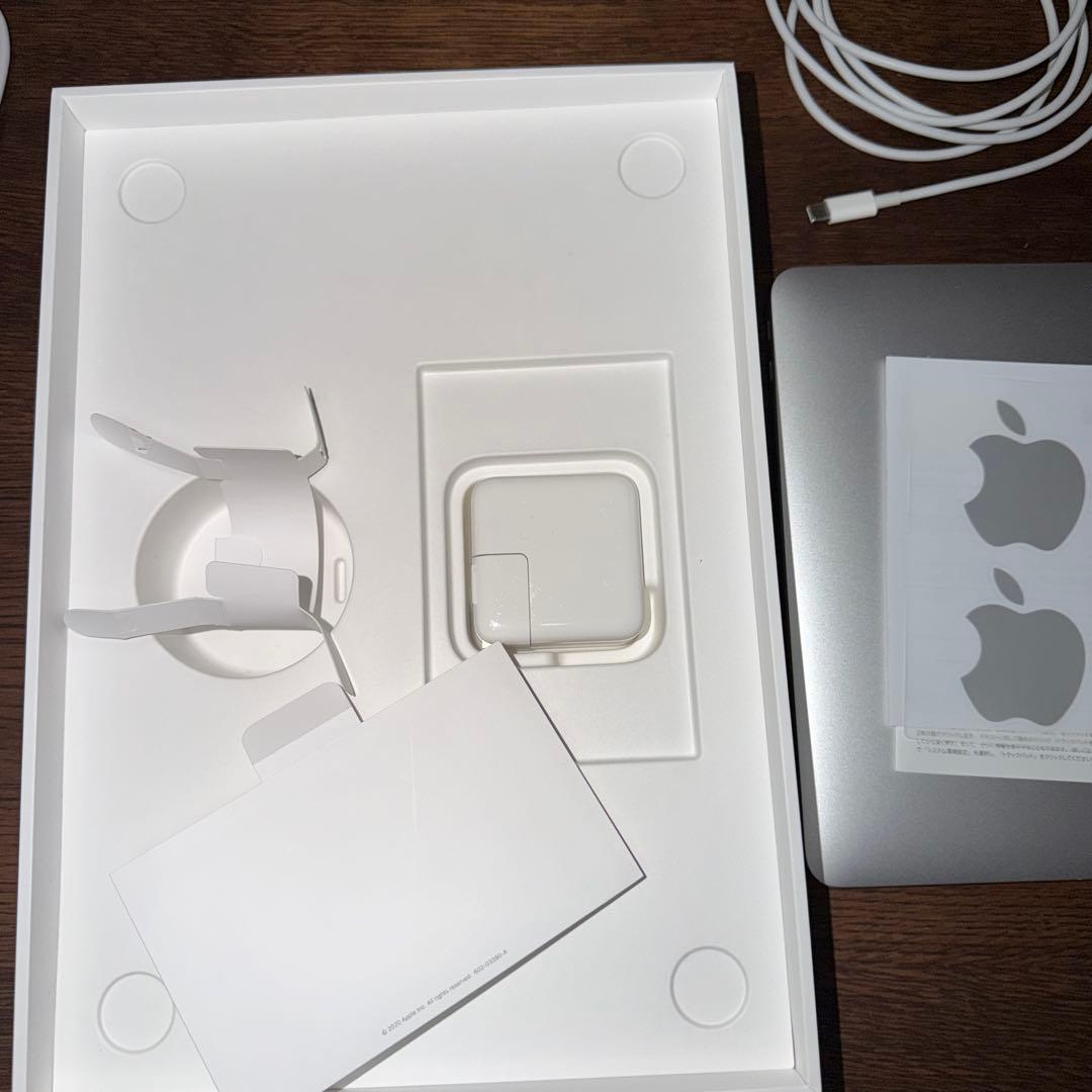 MacBook本体 Apple MacBook Air M1 2020 256GB 8GB