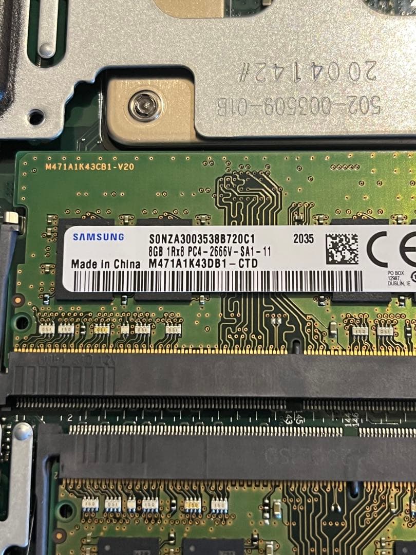 ThinkCenter Tiny M720q 10T8 本体　Lenovo