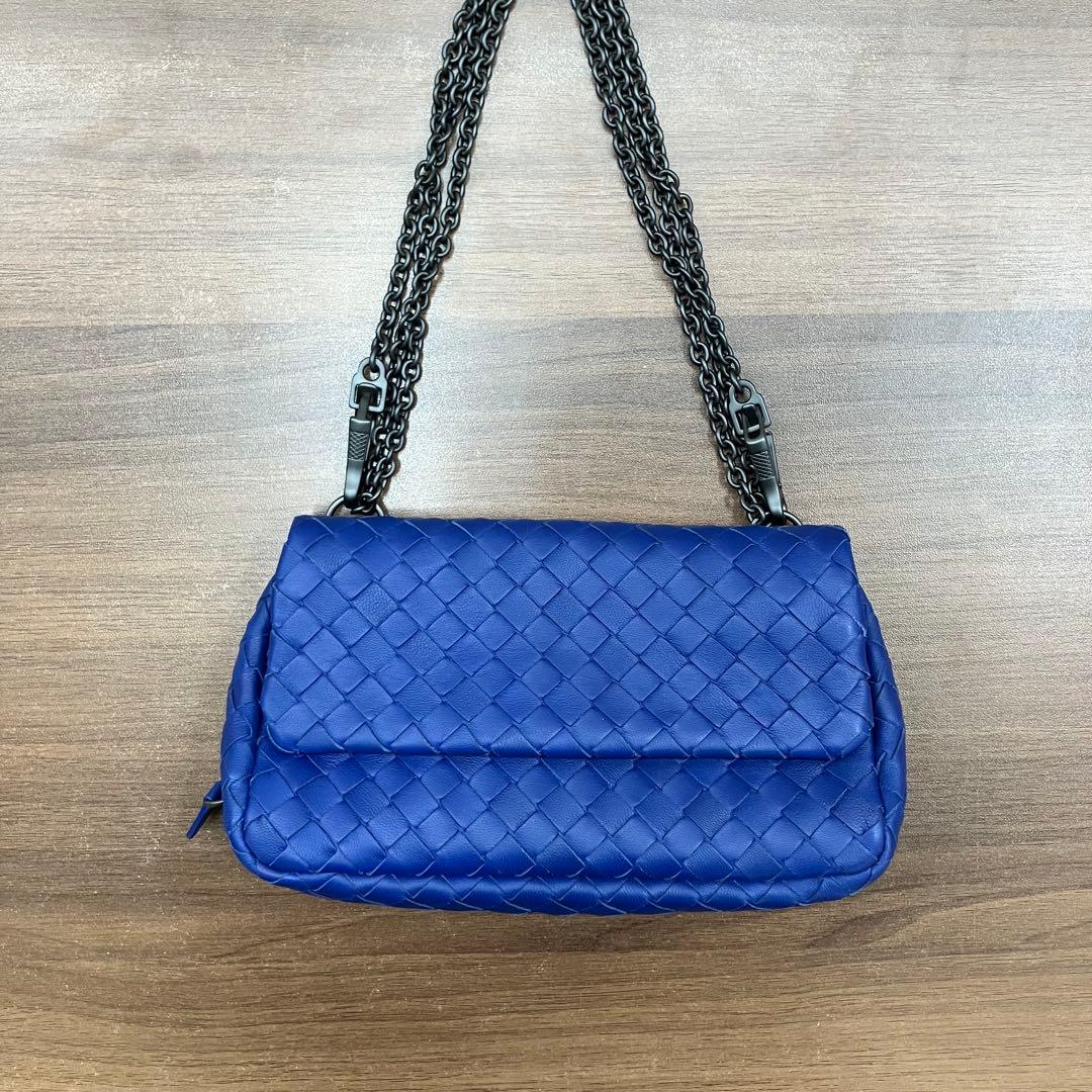 BOTTEGA ボッテガ・ヴェネタ イントレチャート チェーンショルダー