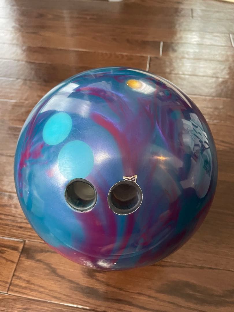 ボウリングボール アイドルシナジー