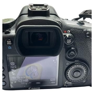 Cannon　EOS 7D SIGMA シグマ 18-250mmバッテリー充電器