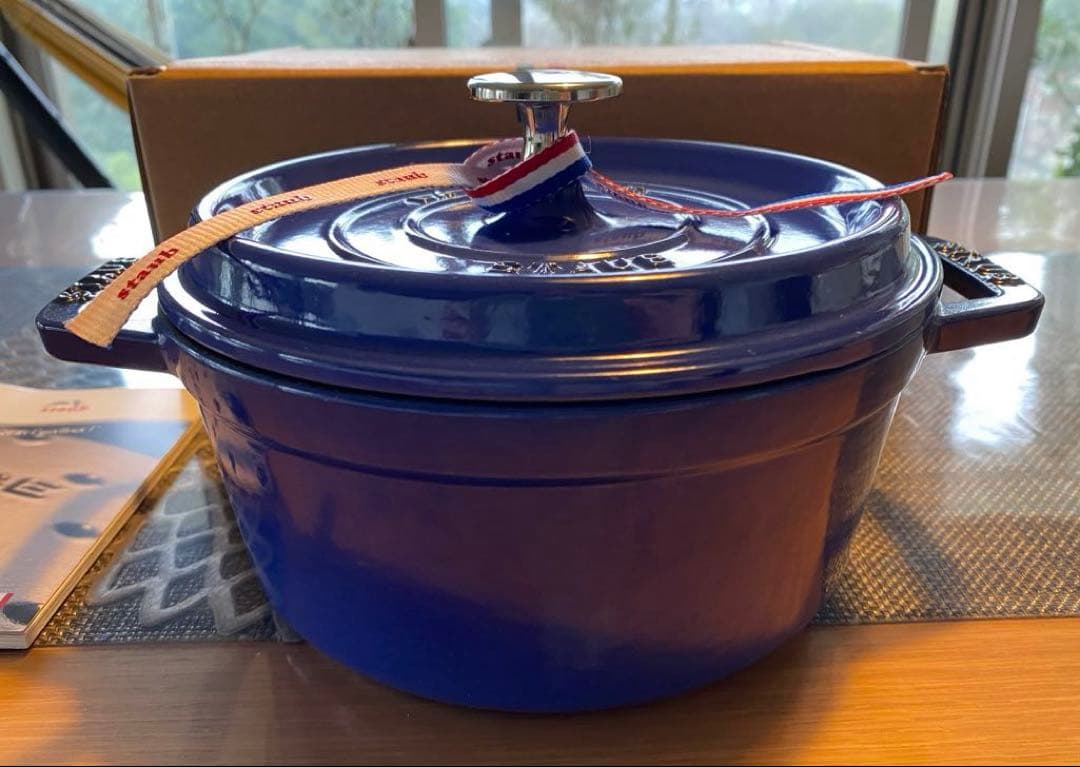 STAUB ストウブ　ココット　ラウンド　ブルー　ロイヤルブルー　美品　18cm