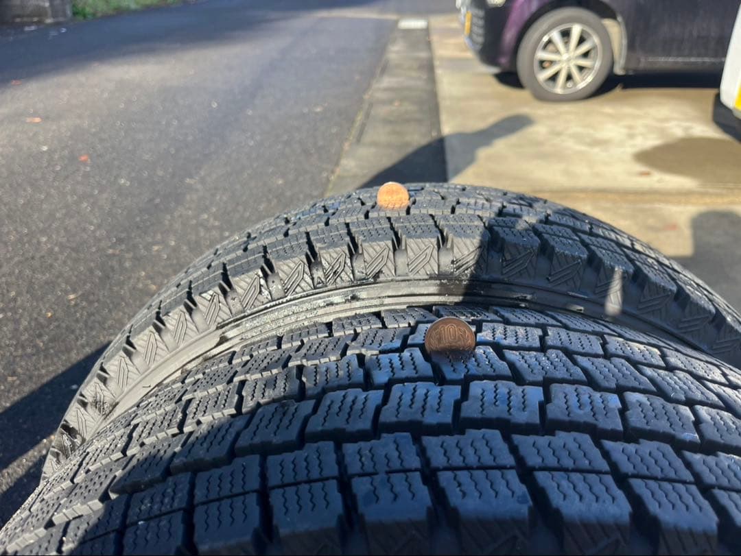 スタッドレスタイヤ 195/80R15 4本セット