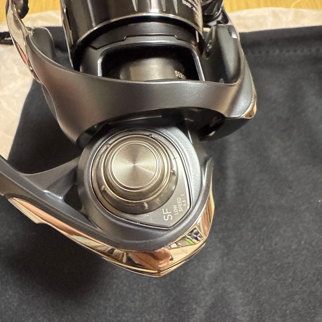 DAIWA エアリティ ST SF2000SS-P スピニングリール