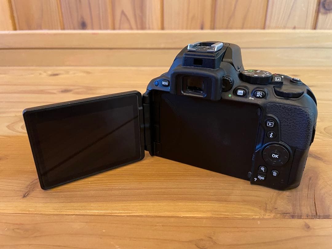 デジタルカメラ Nikon D5500 18-140mm VR