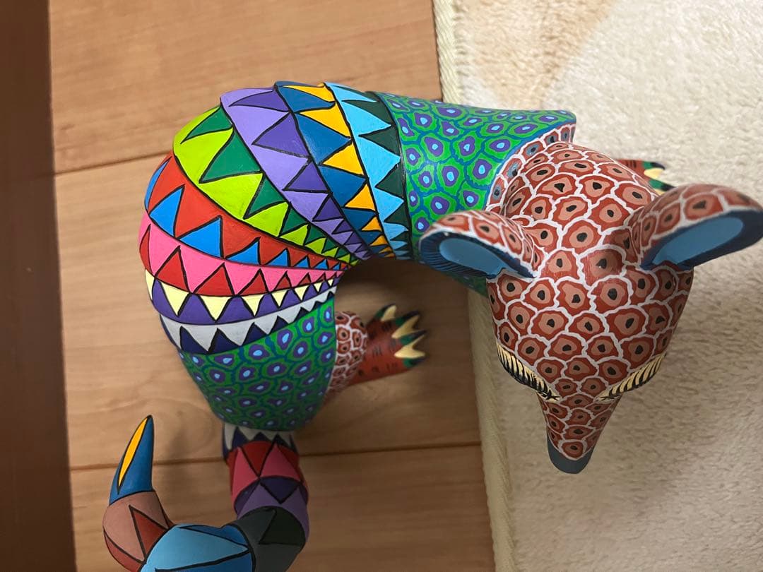 置物　アレブリヘス　アルブリへ　アルマジロ　メキシコ　工芸品