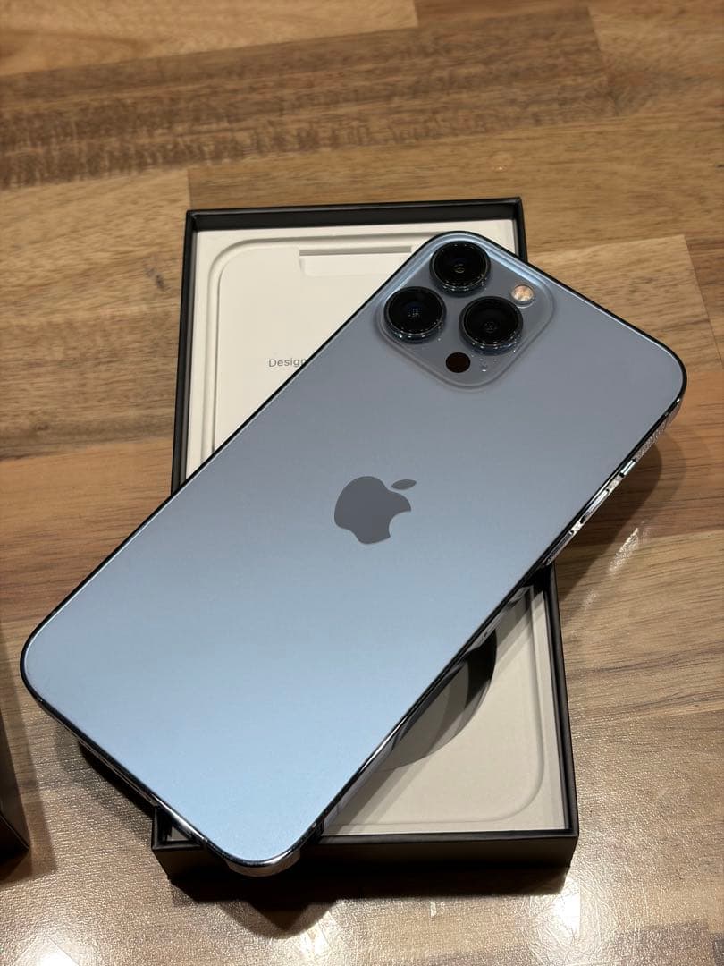 週末値下げ　iPhone13Pro MAX美品　256G シエラブルー 本体