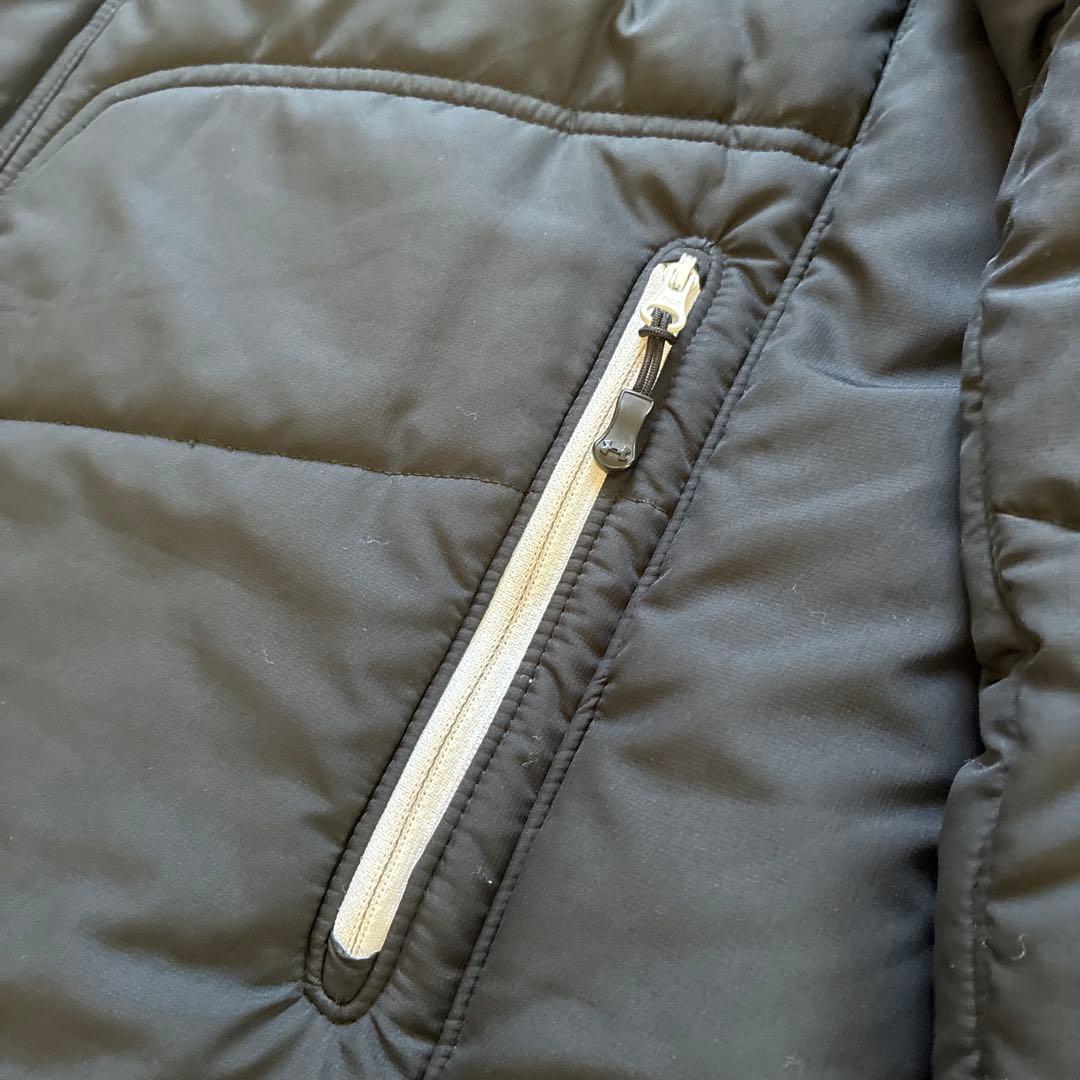 UNDER ARMOUR ブラック ベンチコート 中綿　LG