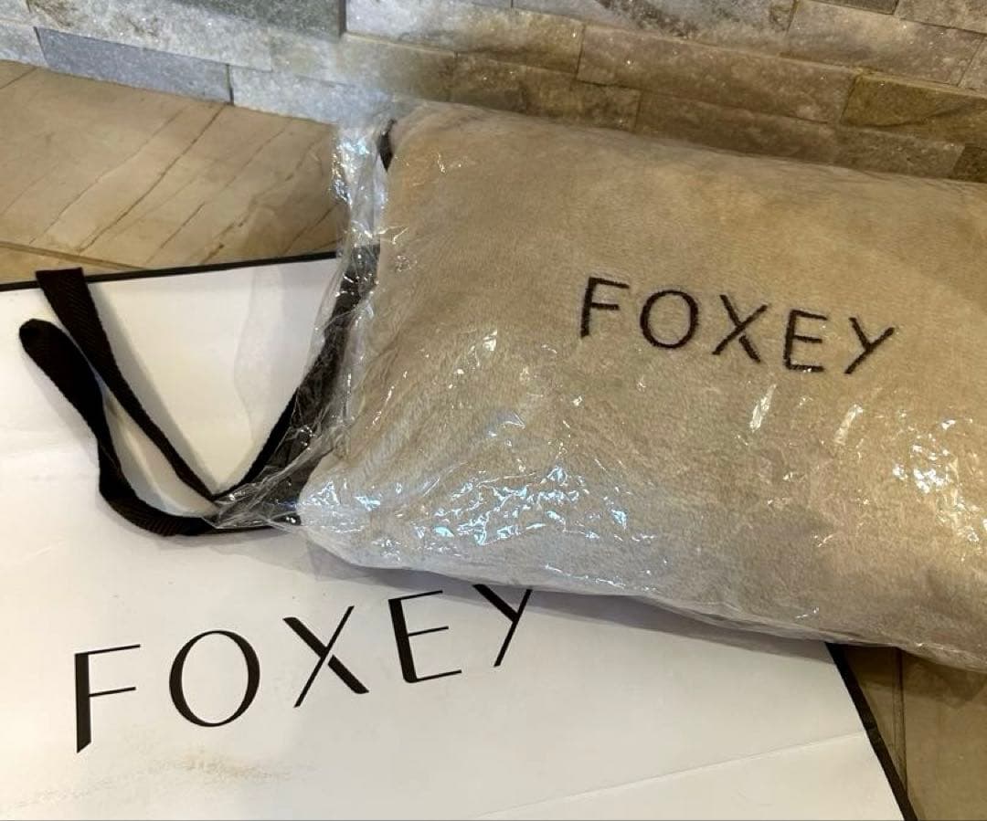新品・未使用　FOXEY ブランケット　ハーフケット　キャメル　ノベルティ