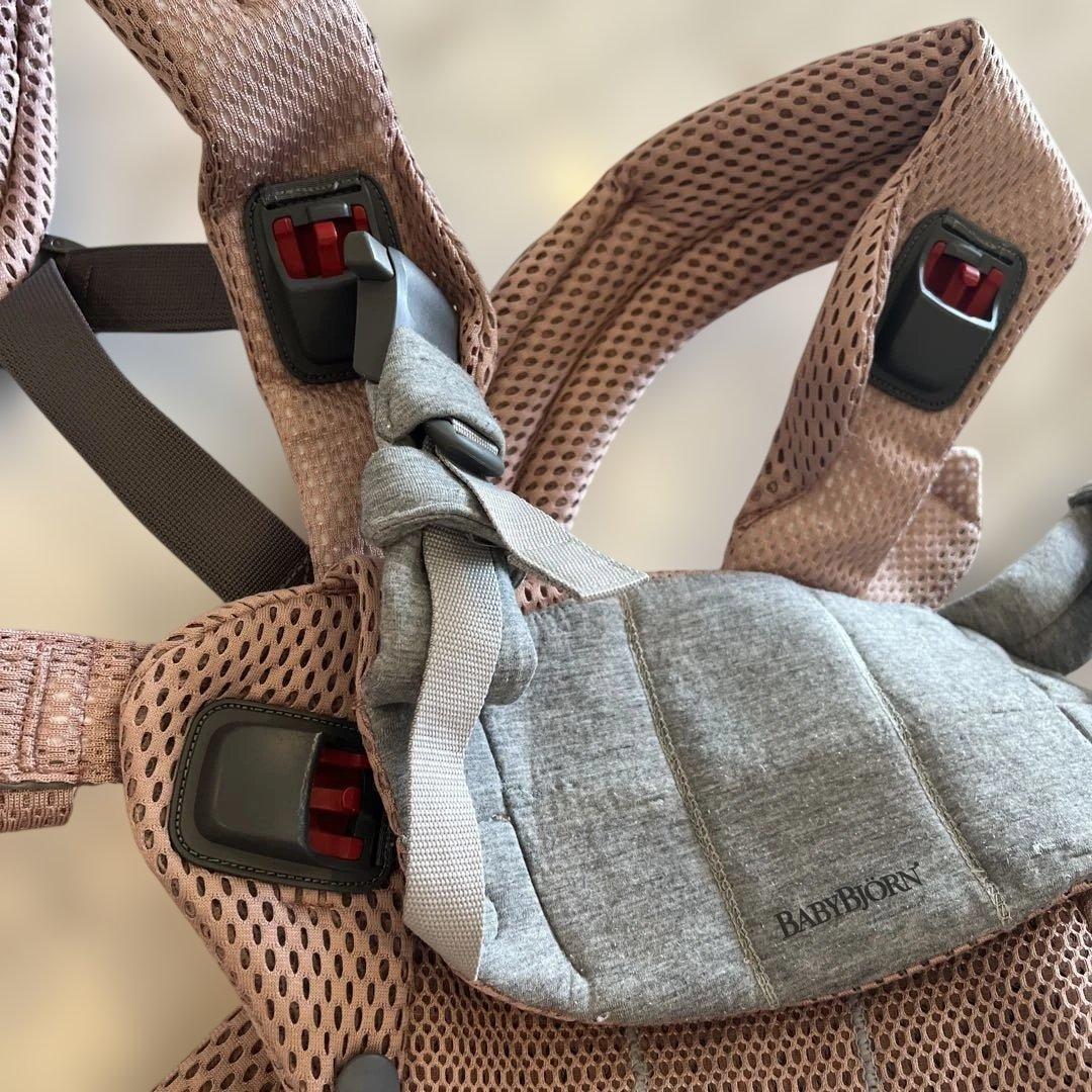 取扱説明書付き・箱付きベビービョルンダスティピンクキャリアおまけ付きスター柄