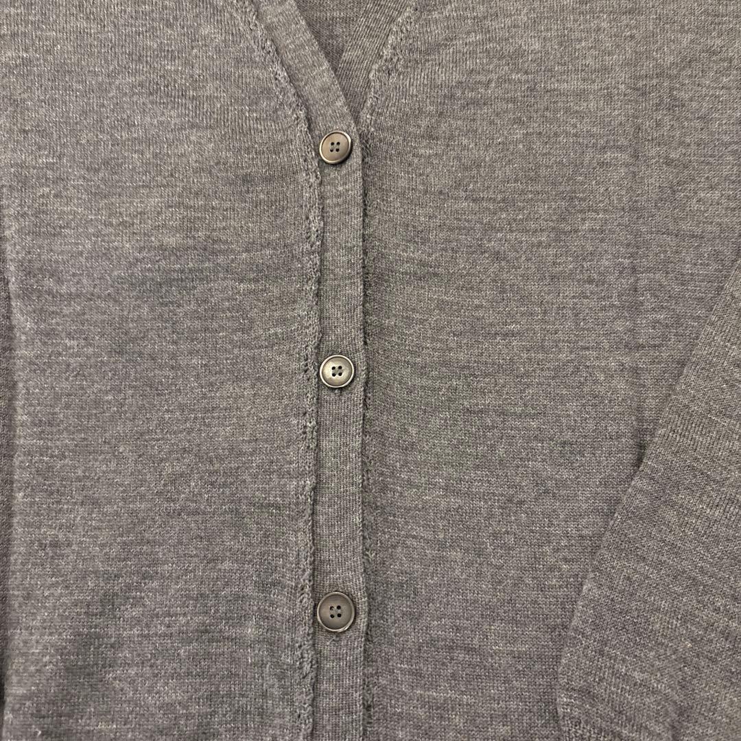 ざ*き様 MIU MIU ミュウミュウ　グレー Vネックカーディガン　ウール