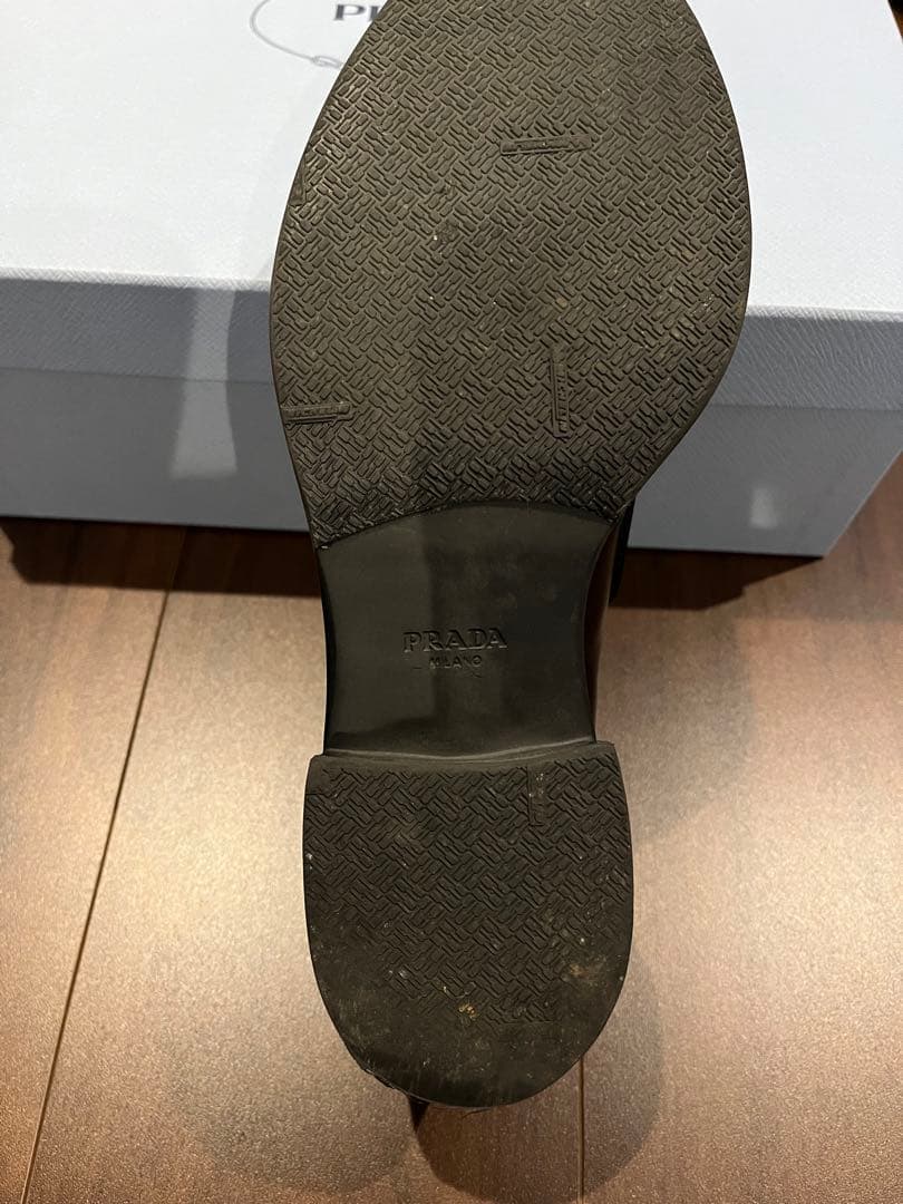 PRADA ブラッシュドレザーローファー 箱付き 37