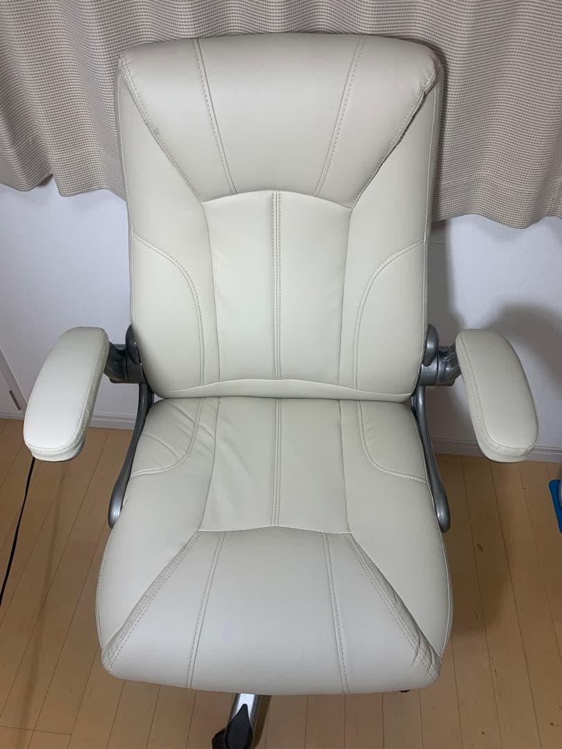 ホワイト　デスクチェア ゲーミングチェア