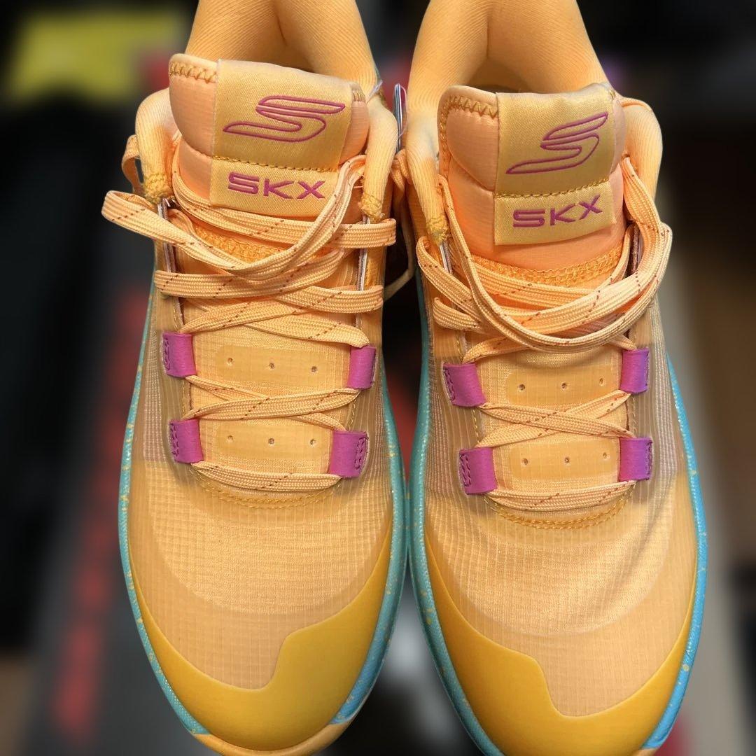 スケッチャーズバスケットボールシューズ　レザグリップ SKX RESAGRIP