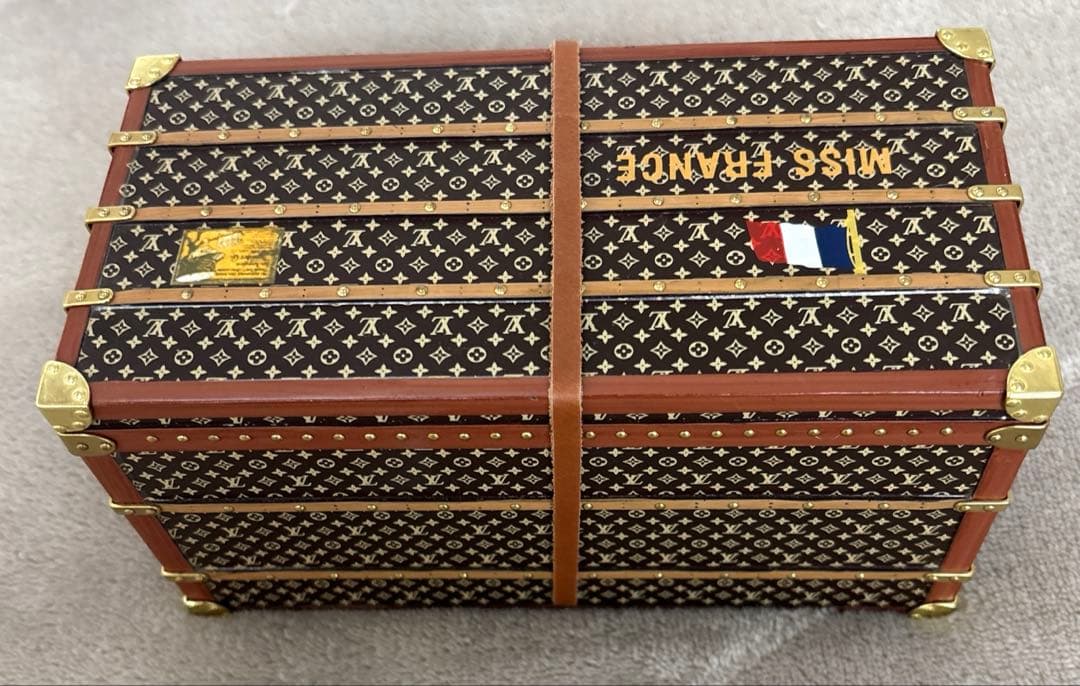 【ノベルティ】 Louis Vuitton ルイヴィトンモノグラム　オブジェ