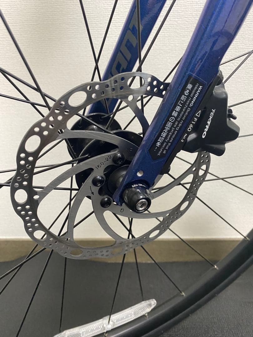 GIANT ロードバイク ブルー 購入後、10キロ程度走行　完全自宅室内保管