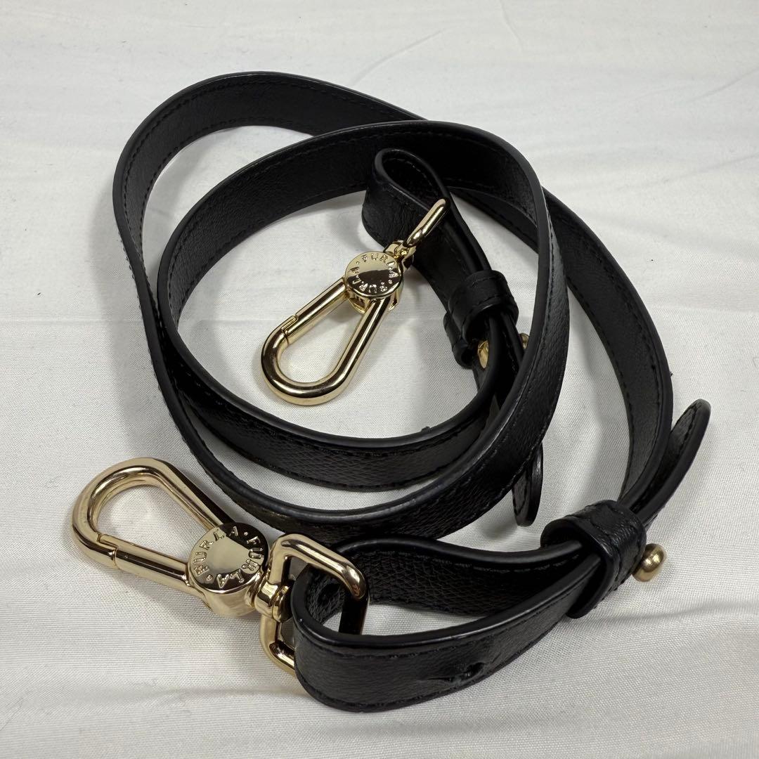 【極美品】FURLA パイパー M 2way ハンドバッグ ショルダーバッグ 黒