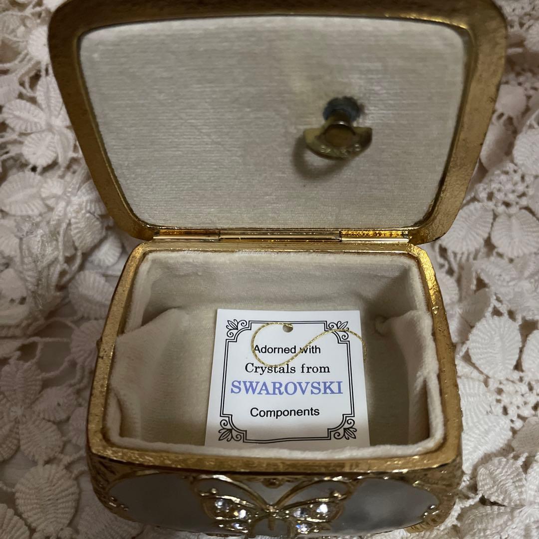 オルゴール堂　シルバー　エーデルワイス　蝶々