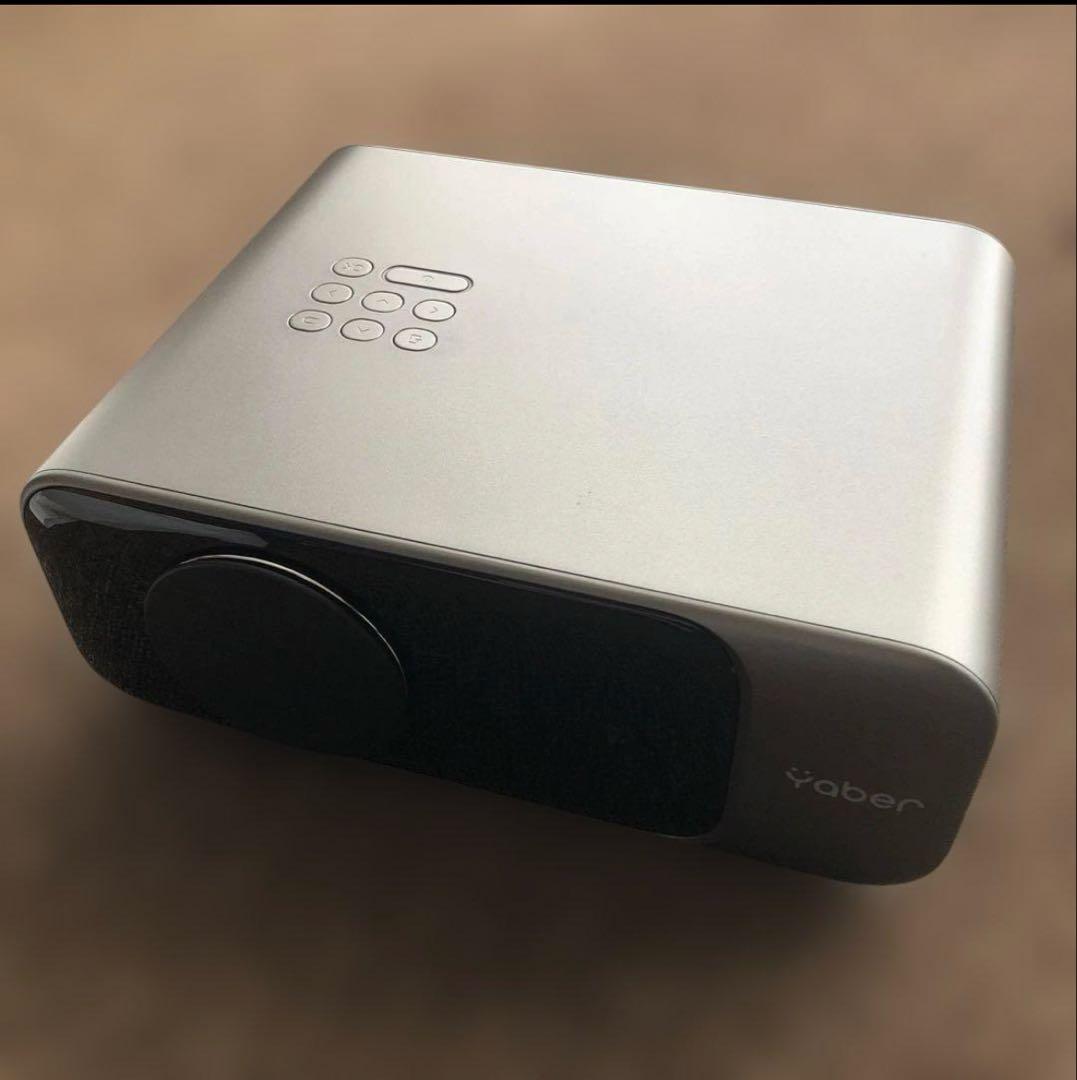 Yaber Pro V9 Projector 本体　美品　プロジェクター
