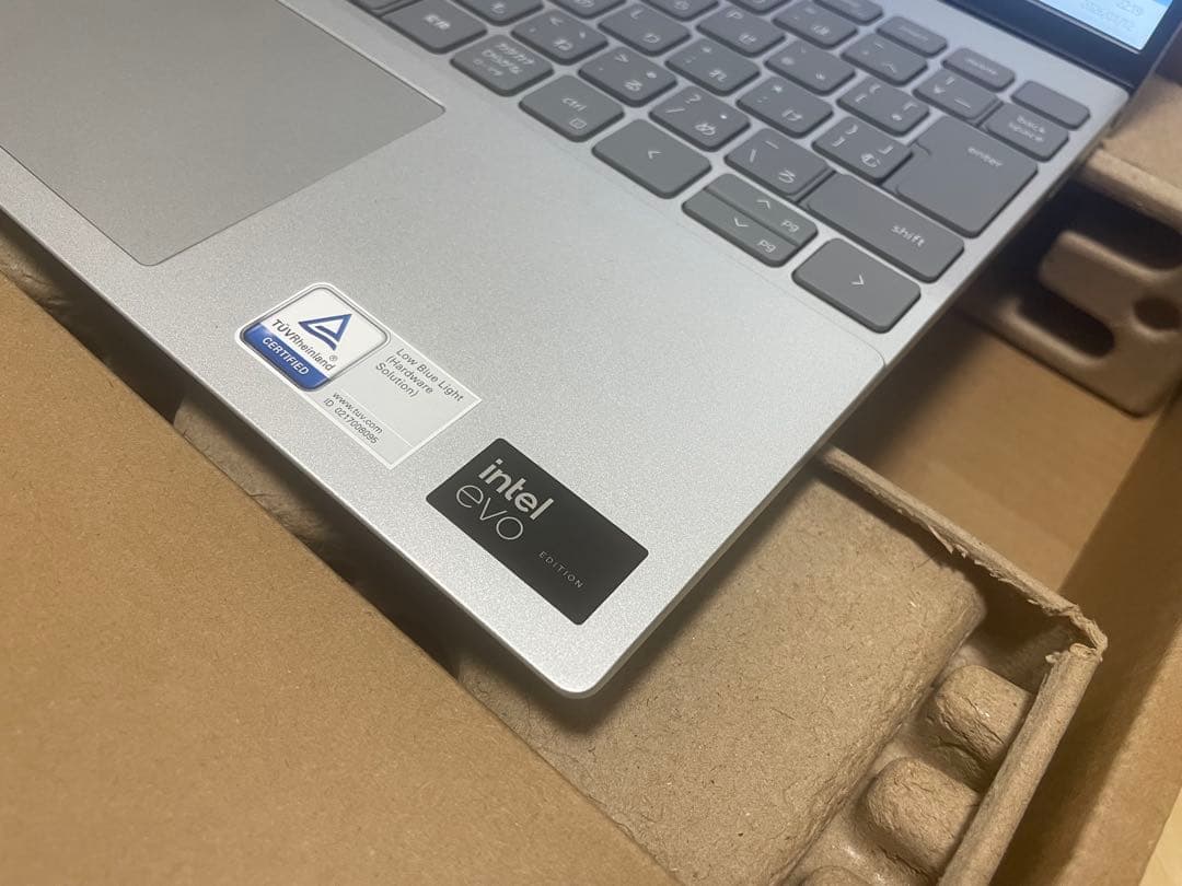 「美品」Dell Inspiron 13 Ultra5 16GB SSD 512