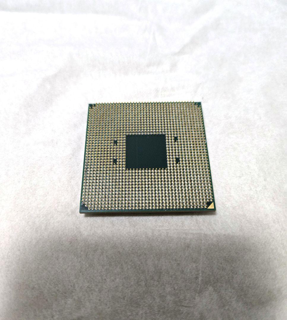 AMD RYZEN 7 3700X(クーラー未使用)