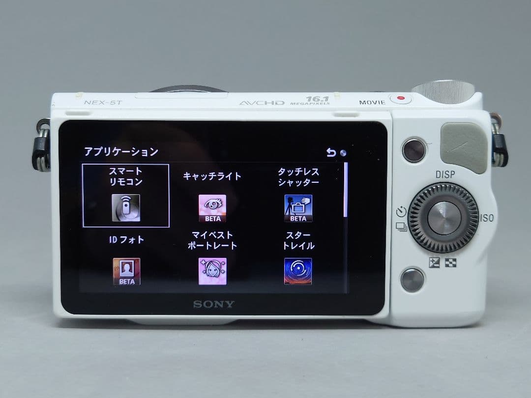 アプリ装備、入手困難！　SONY α NEX-5T ホワイト＋E16mmF2.8