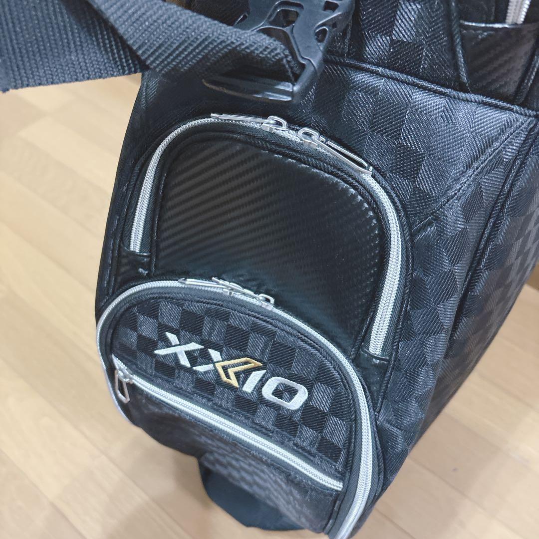 K457 XXIO GGC-X161 ブラックチェック キャディバッグ