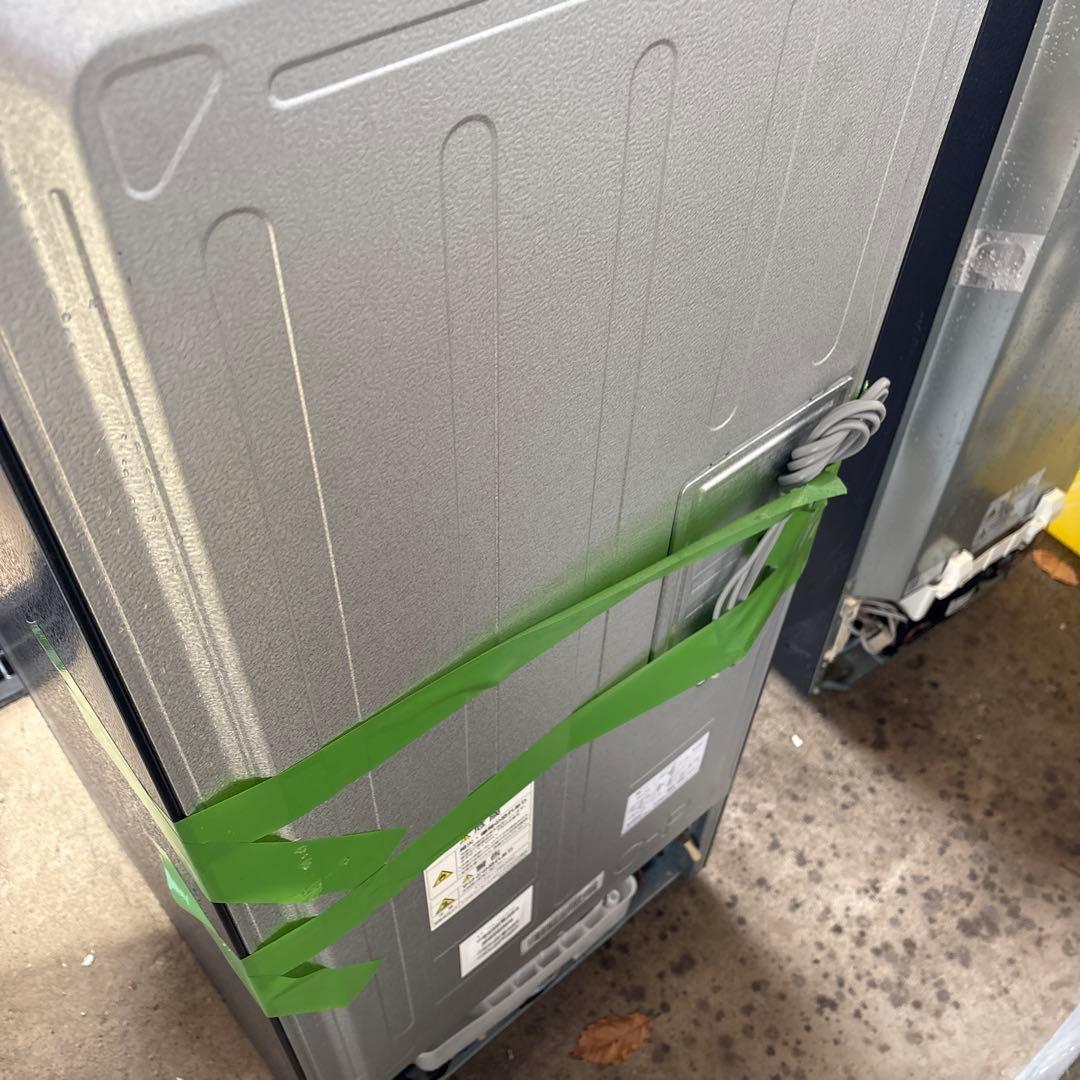 ほぼ未使用2023年製シルバー冷蔵庫 AQR-17P(D)