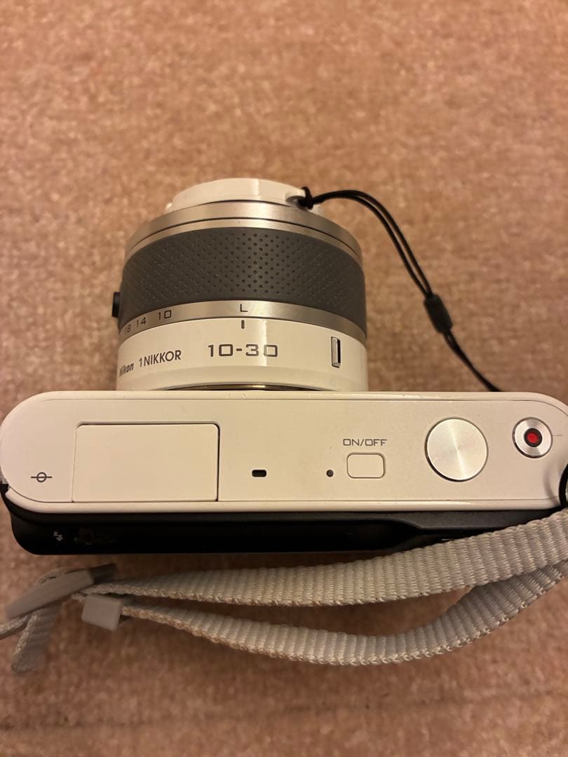 Nikon 1 J1 ホワイト コンパクトデジタルカメラ