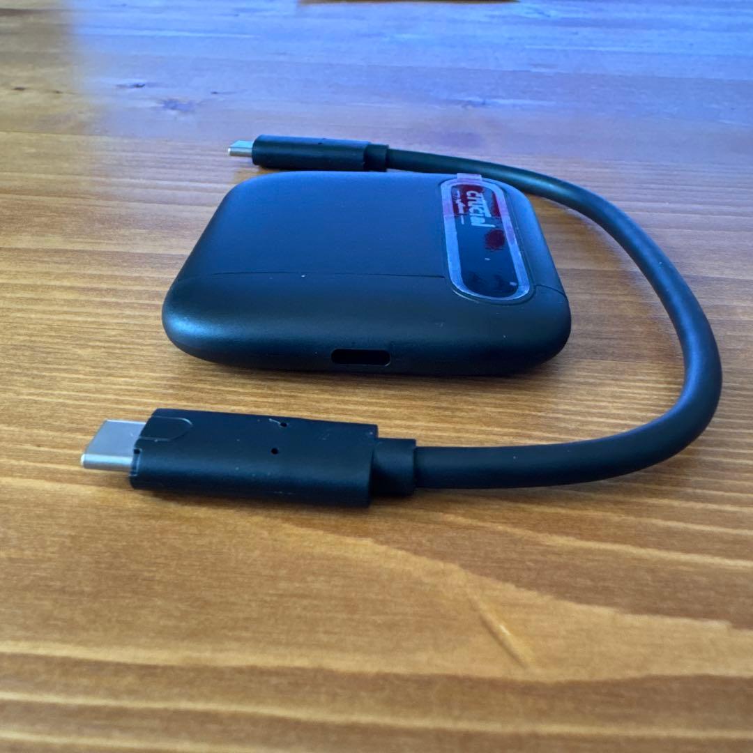 外付けハードディスク・ドライブ Crucial X6 4TB Portable SSD