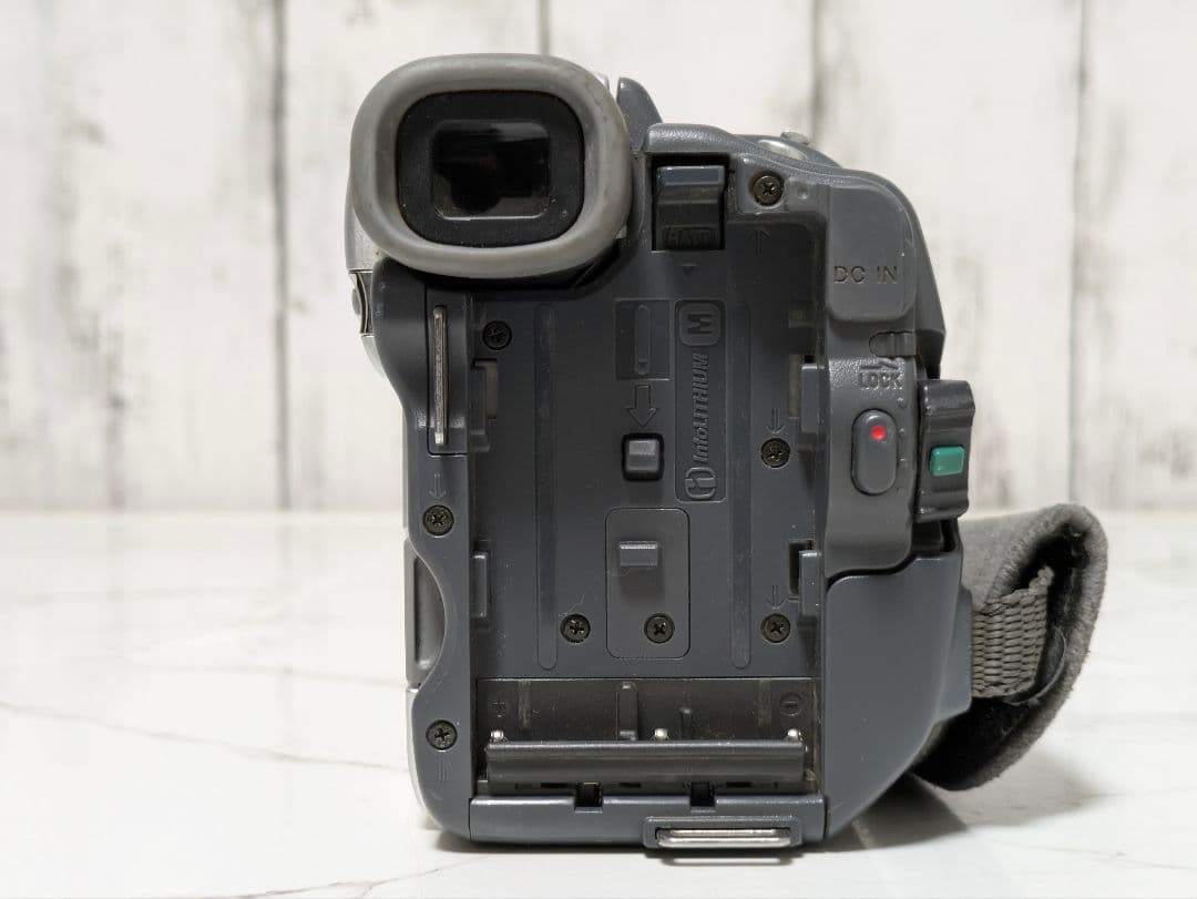 SONY　DCR-TRV33　MiniDV対応