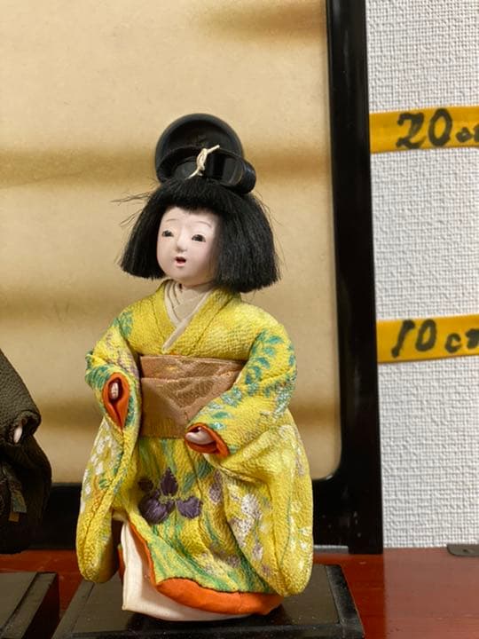 正装の二人　　　　　　2020724  え