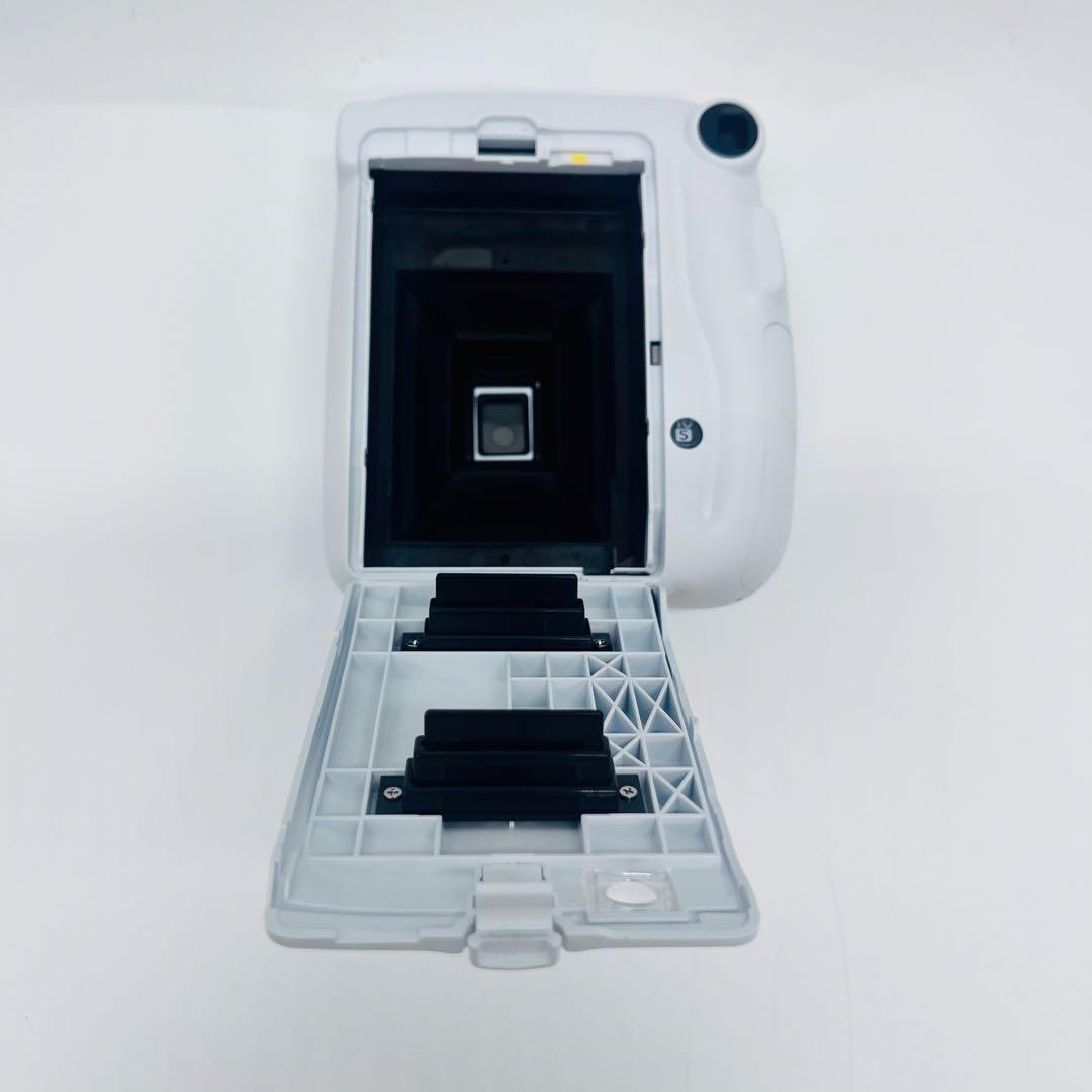 instax mini 11 チェキ　ホワイト　カメラ