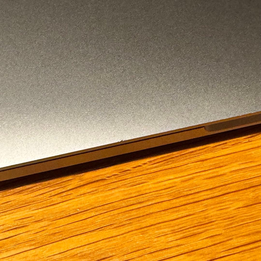 M1 Macbook Pro 16GBメモリ 512GB UK配列