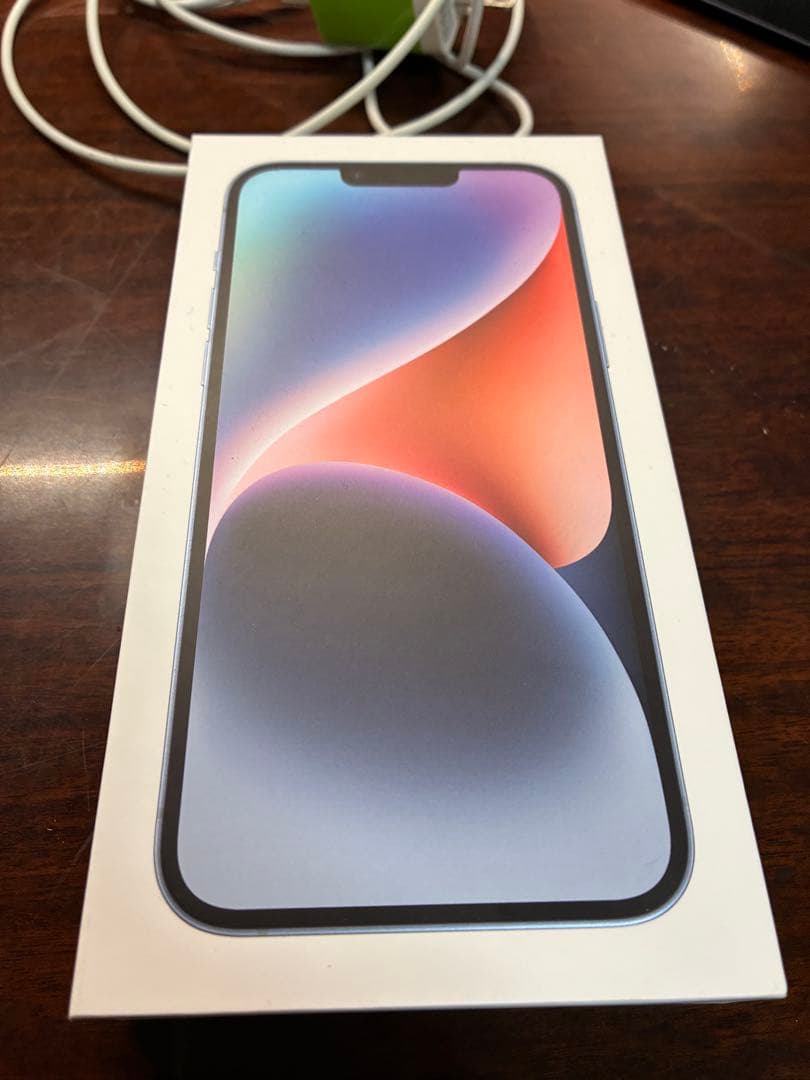 iPhone14Plus 128GB フィルム、カバー、充電コード付き