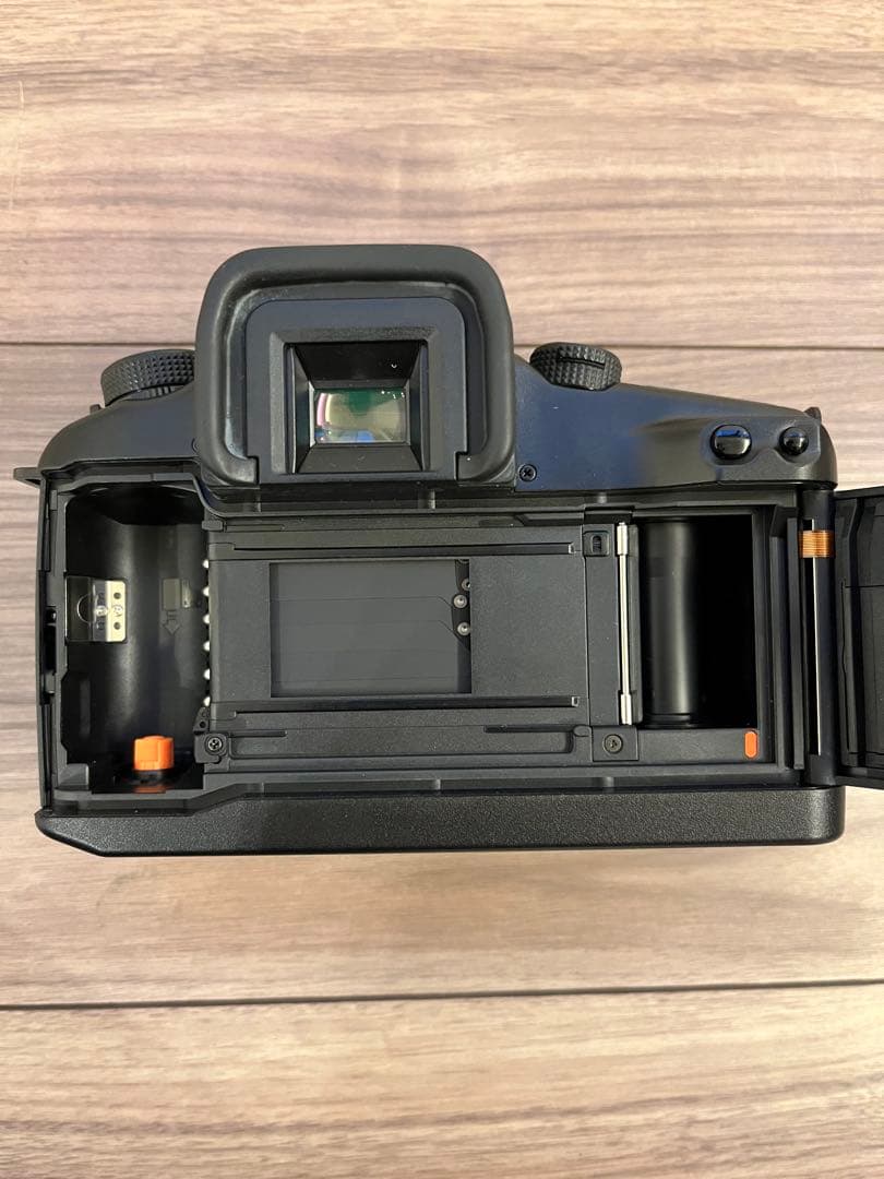 Canon EOS 7 フィルム一眼レフカメラ 本体＋純正ストラップ付き