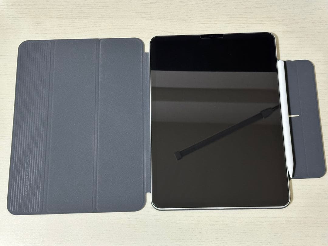 iPad Pro 11インチ 第4世代 シルバー Wi-Fiモデル 256GB