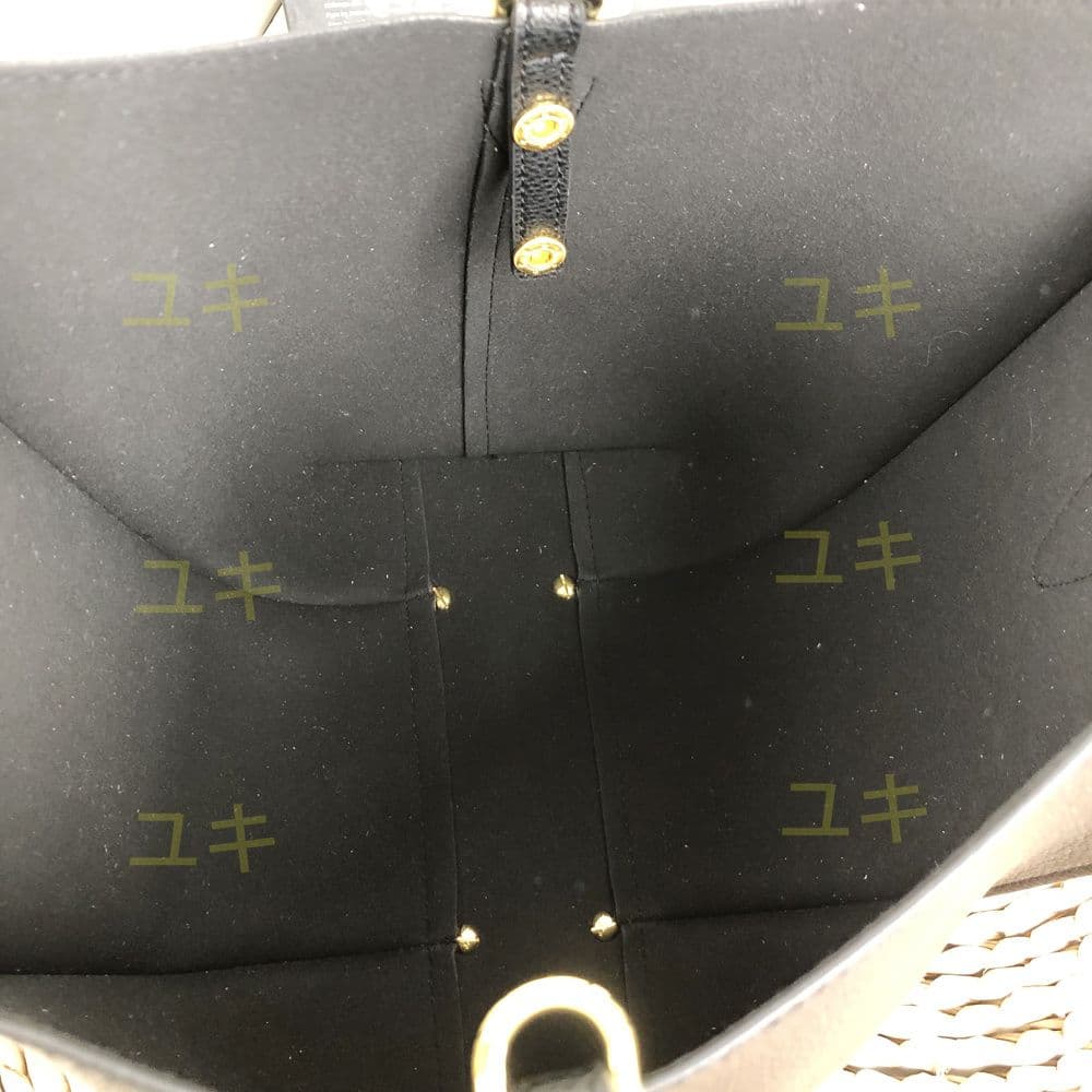 トッズ Tタイムレス スモール ショルダーバッグ ブラック