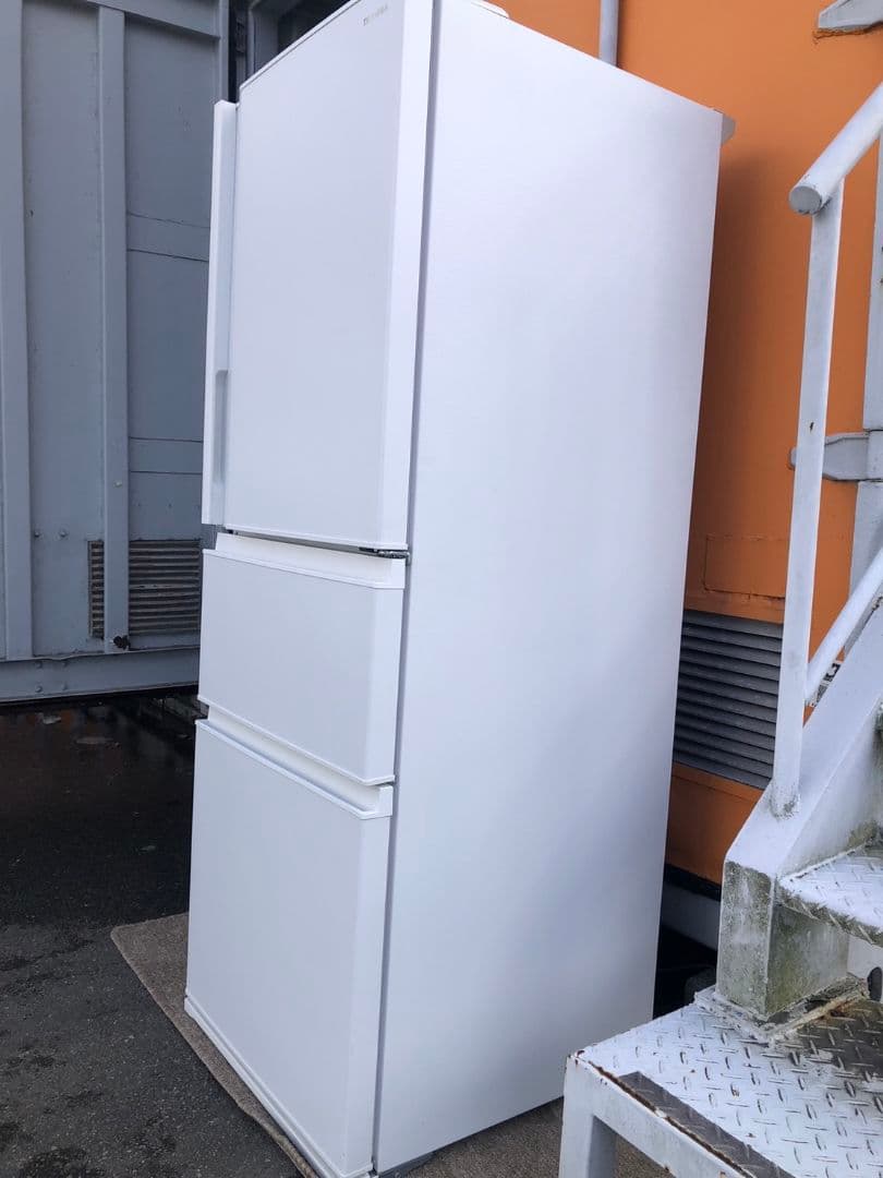 VEGETA ベジータ　冷蔵庫 GR-U33SC 2023年式 F03