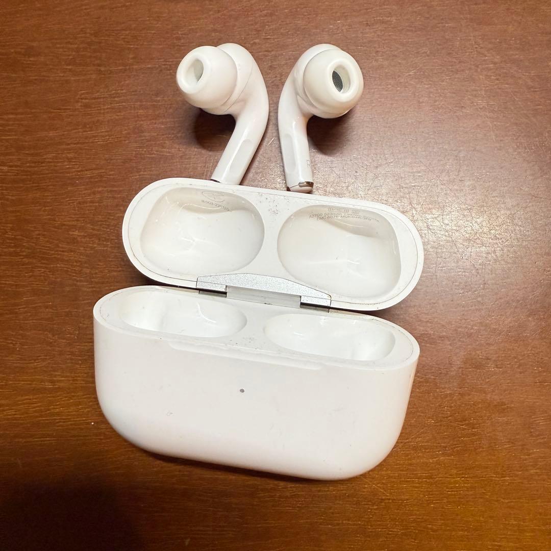 AirPods Pro 第2世代 MagSafe充電ケース付き MQD83J/A